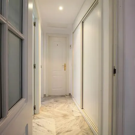 Apartment Piso En Urbanizacion Privada Con Piscina. Pet2a Marbella