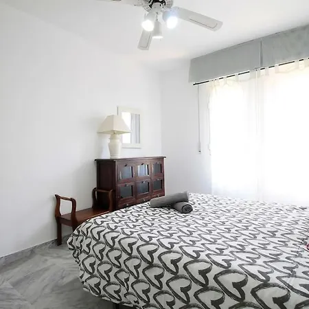 Piso En Urbanizacion Privada Con Piscina. Pet2a Apartment *