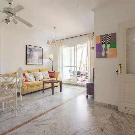 Piso En Urbanizacion Privada Con Piscina. Pet2a Apartment *